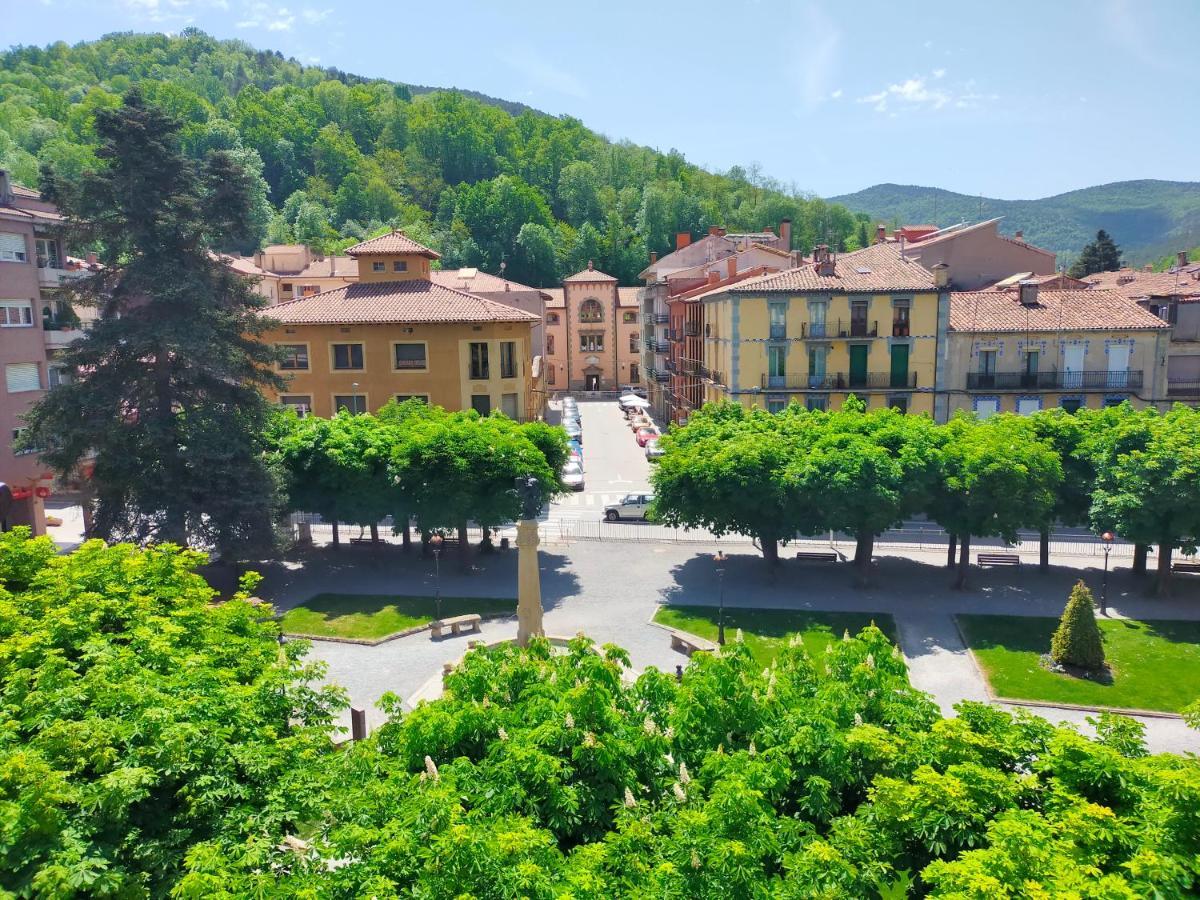 Can Planas Soleado, Amplio Con Vistas Y Parking Sant Joan de les Abadesses Εξωτερικό φωτογραφία