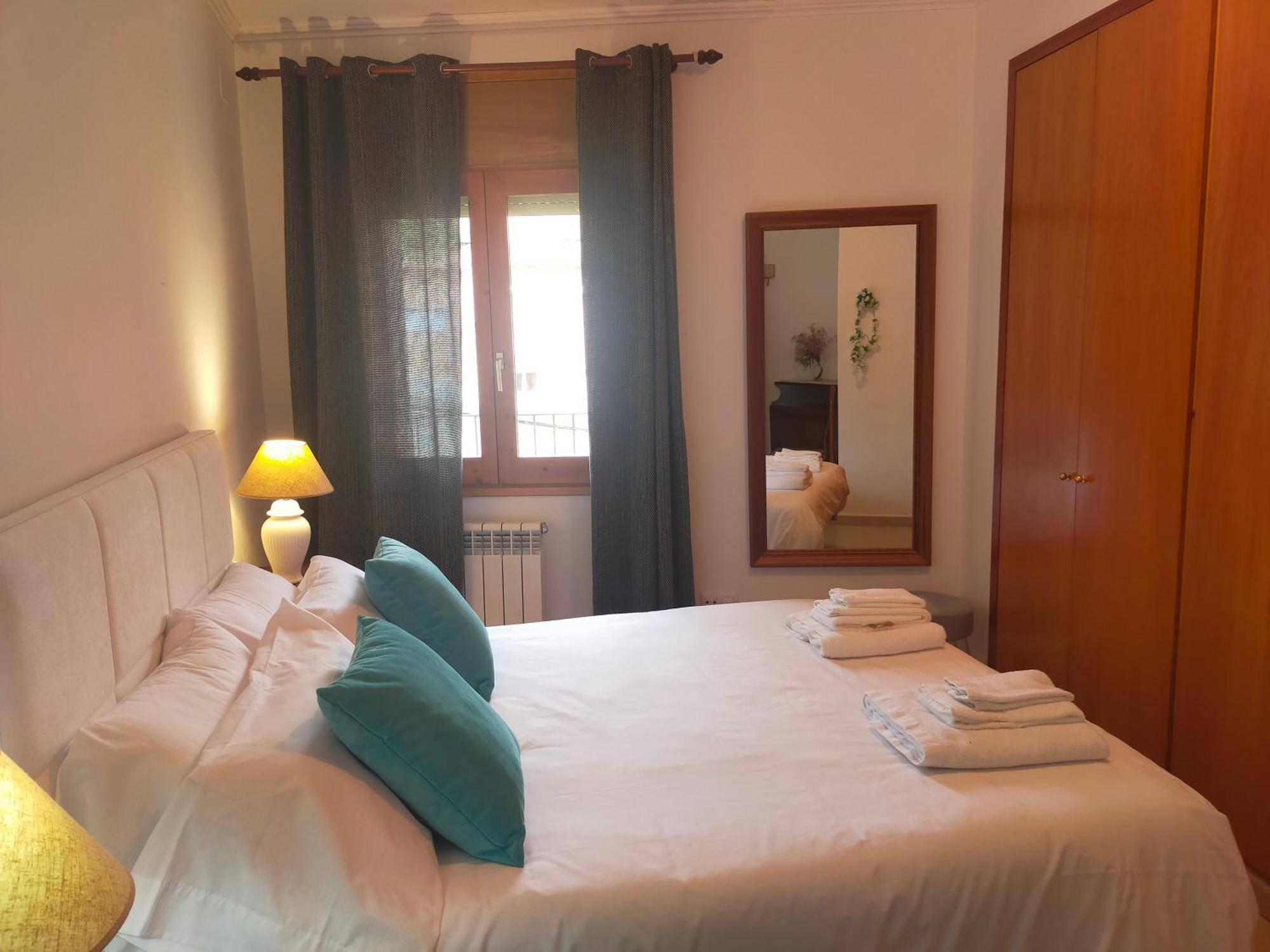 Can Planas Soleado, Amplio Con Vistas Y Parking Sant Joan de les Abadesses Εξωτερικό φωτογραφία